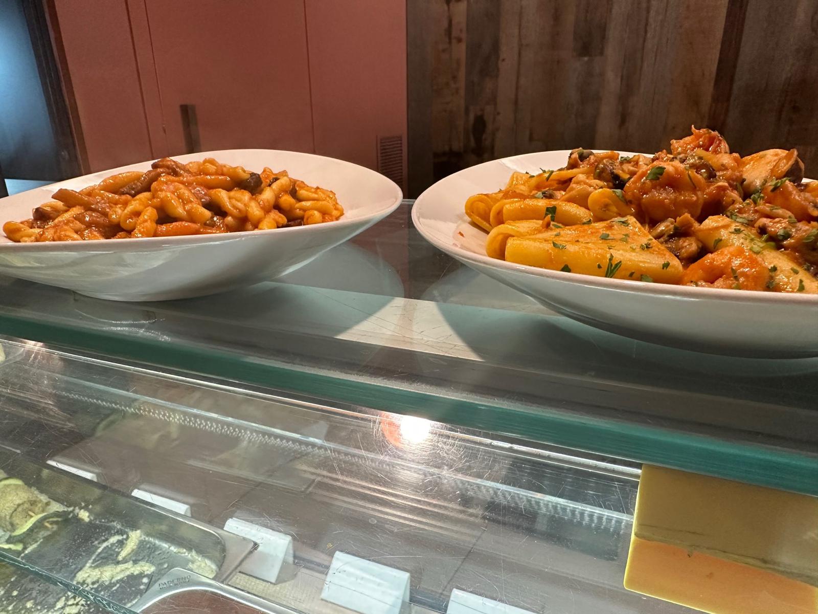 Casarecce e paccheri al bancone