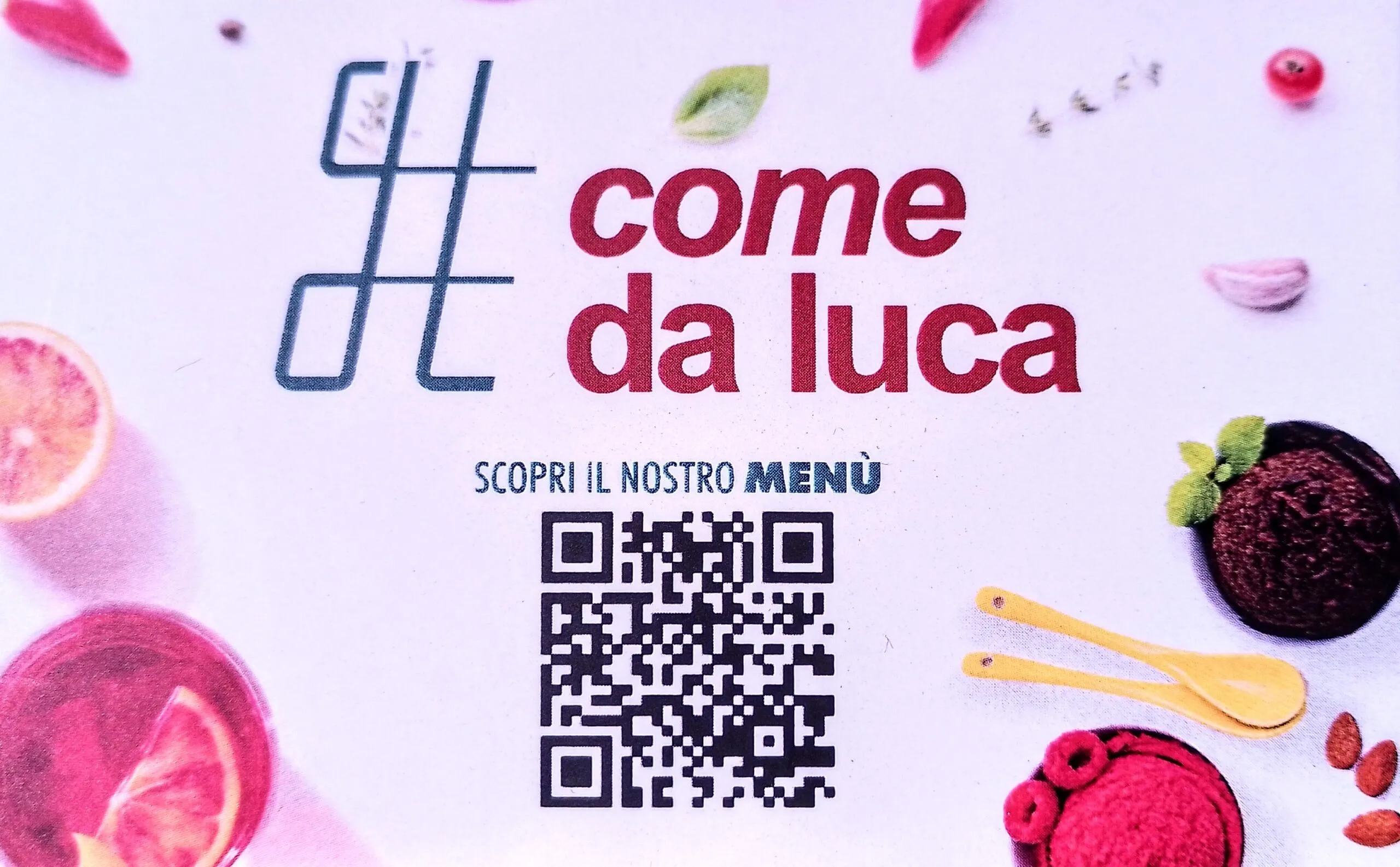 Interior of #comedaluca restaurant